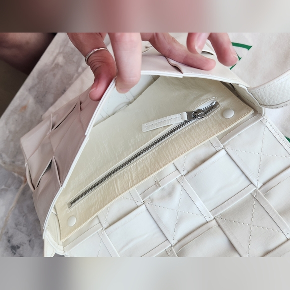 Bottega veneta cassette bag - Picture 12 of 15